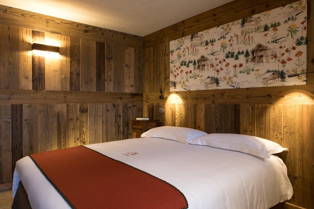 Maison Lo Triolet Introd Esterno foto