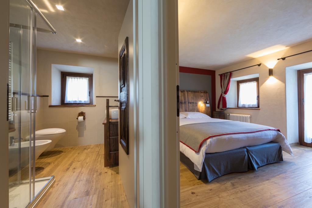 Maison Lo Triolet Introd Esterno foto