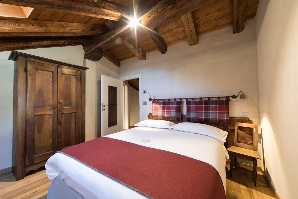 Maison Lo Triolet Introd Esterno foto