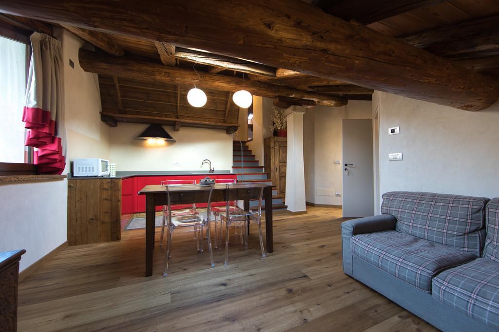Maison Lo Triolet Introd Esterno foto