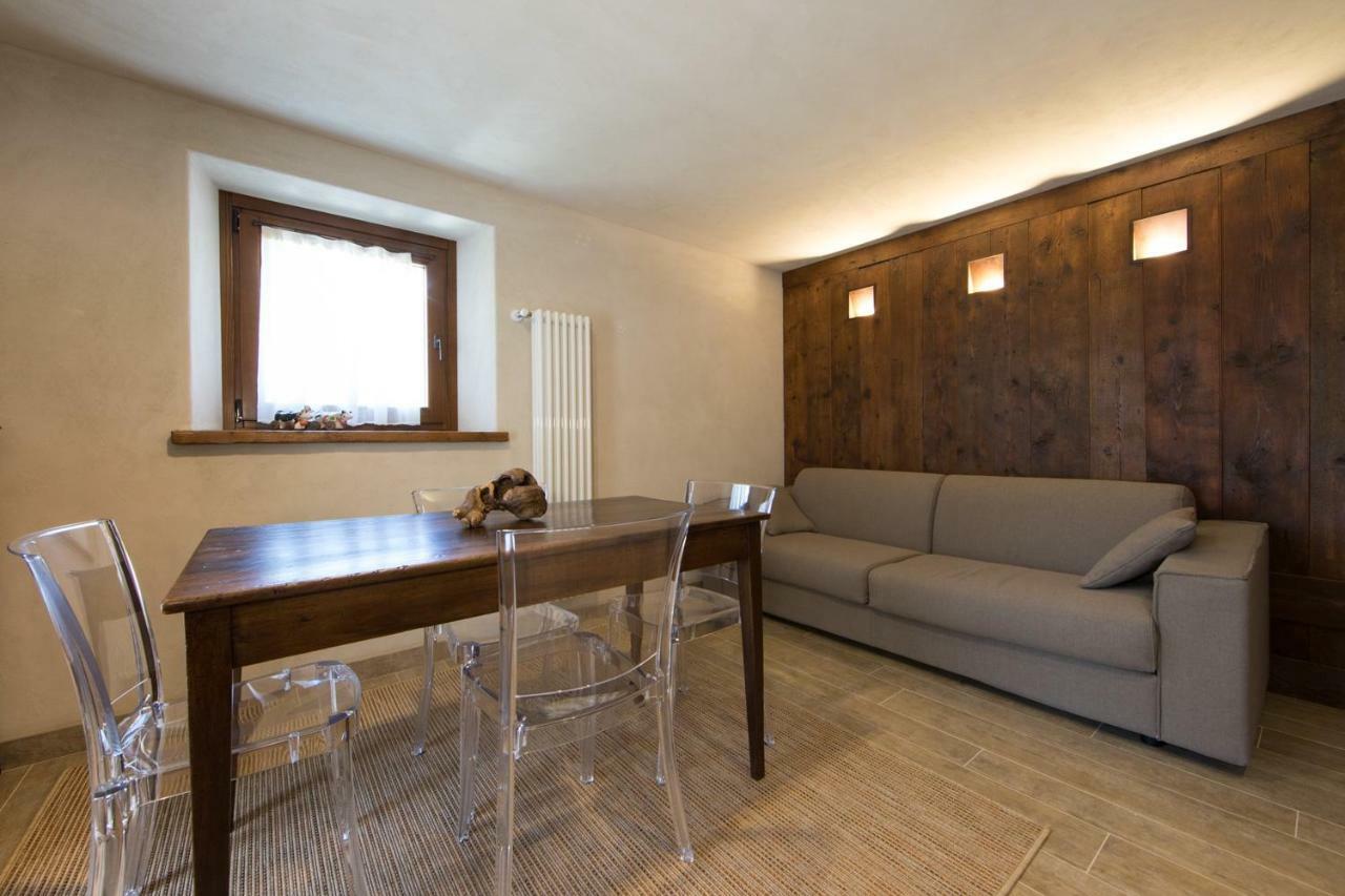Maison Lo Triolet Introd Esterno foto