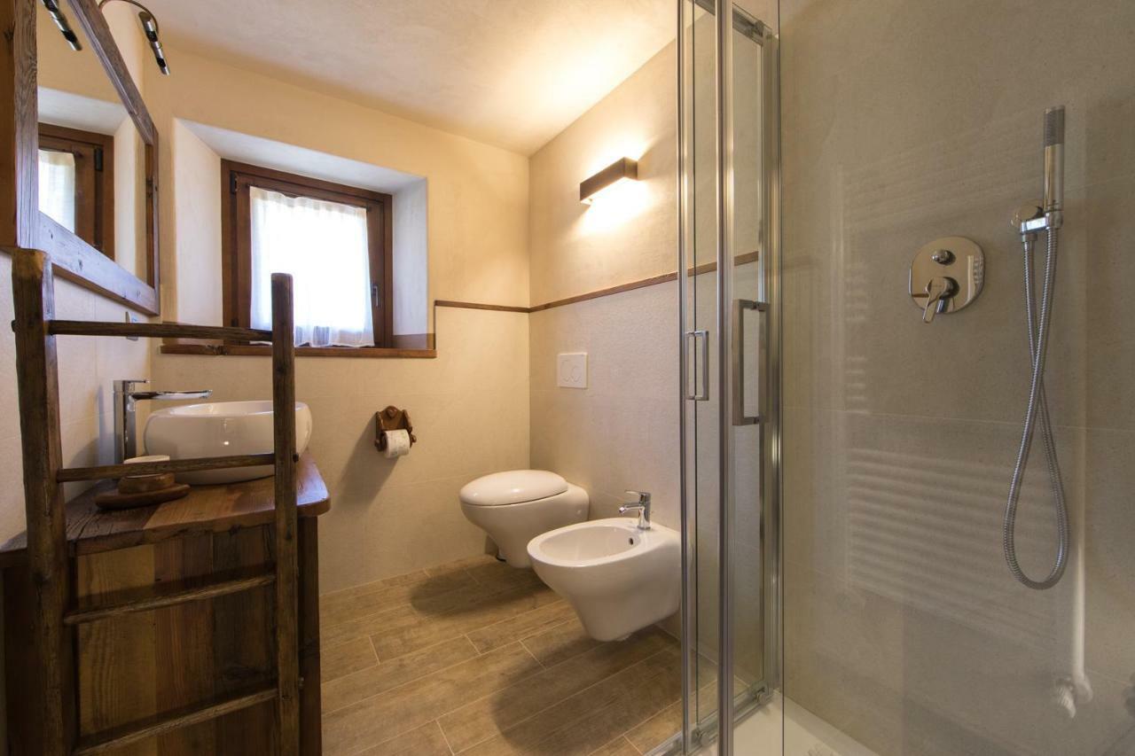 Maison Lo Triolet Introd Esterno foto